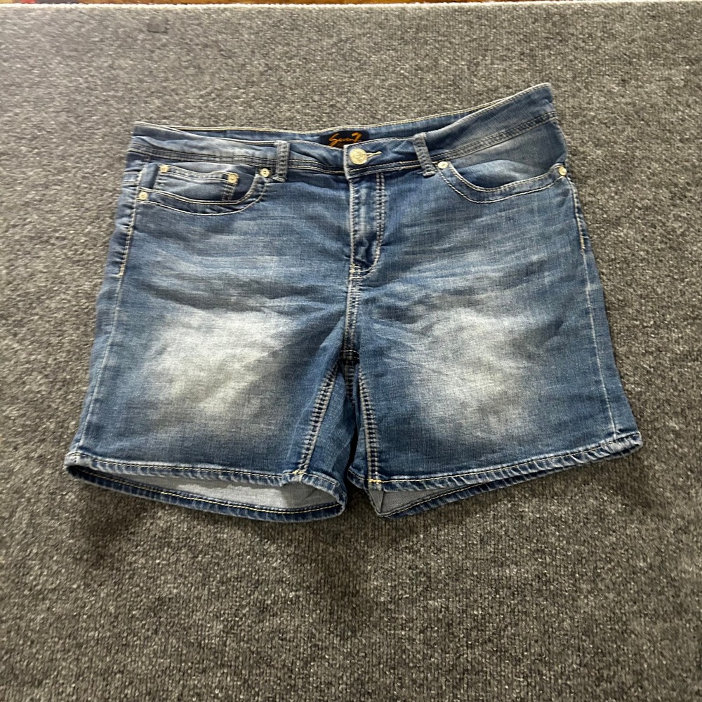 Seven7 Denim Shorts Womens Size 12 Blue Medium Wash Stretch Casual Summer 9267